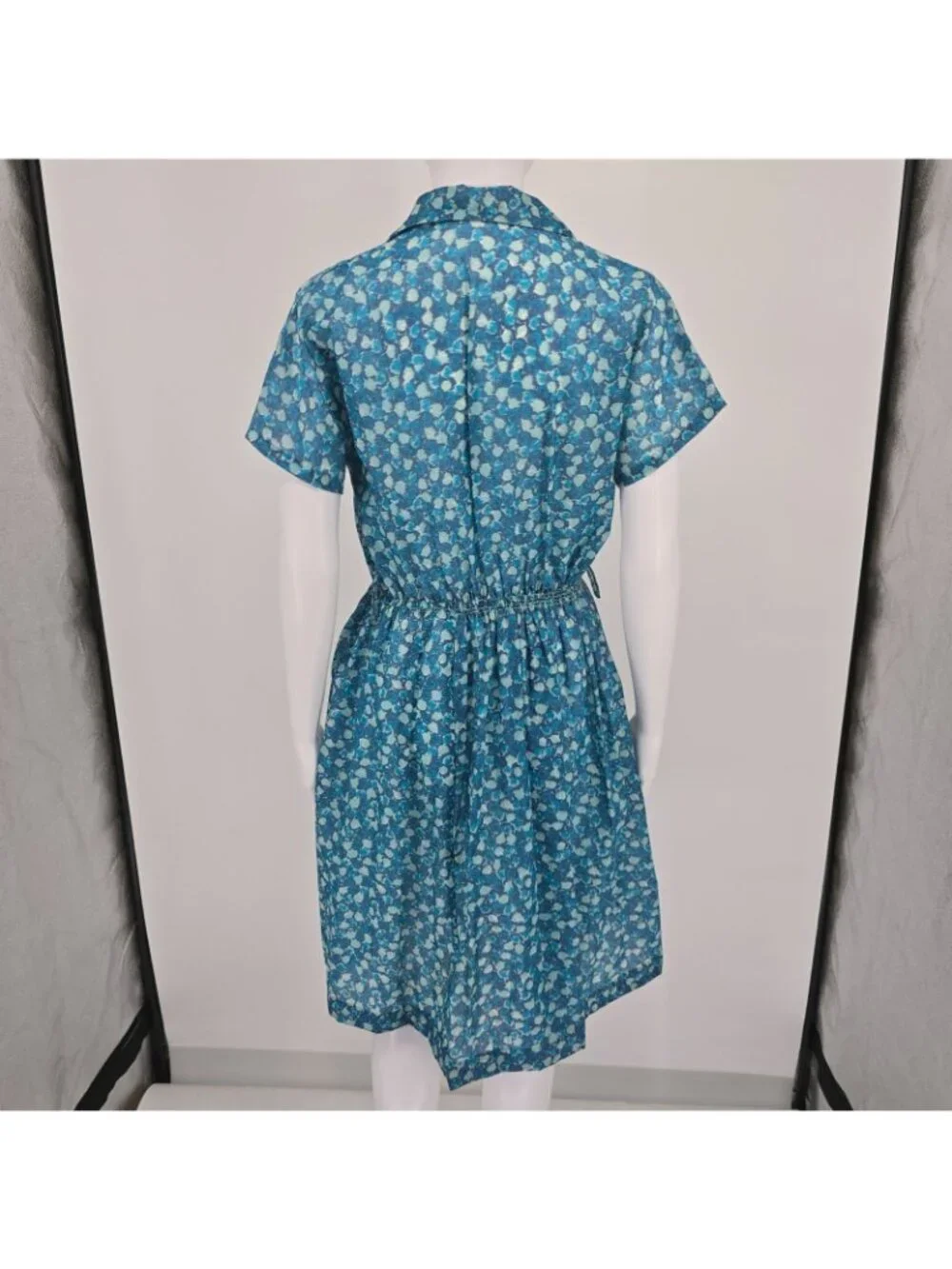 Vintage Late 1950s Blue Floral Semi-Sheer Elastic Waist Shirtdress Day Dress (M)